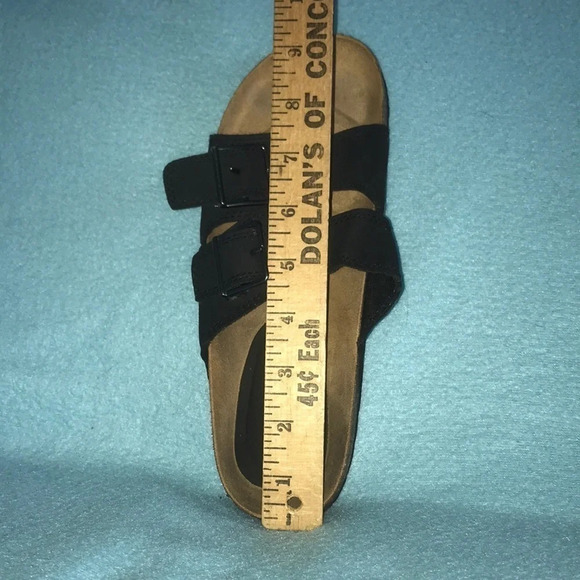 AMERICAN EAGLE suede black adjustable strap and buckle sandals size 7 - Picture 8 of 9